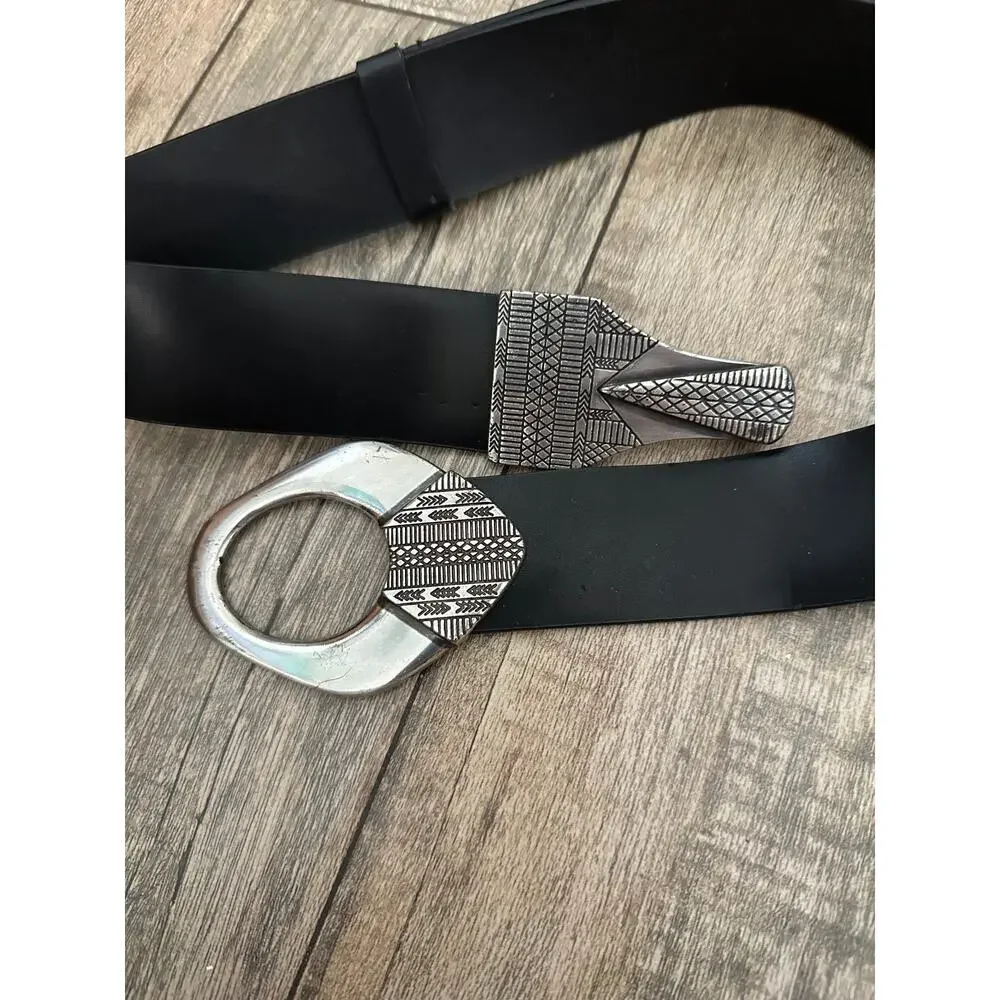 Chico’s Leather Aztec Design Hook Belt Black